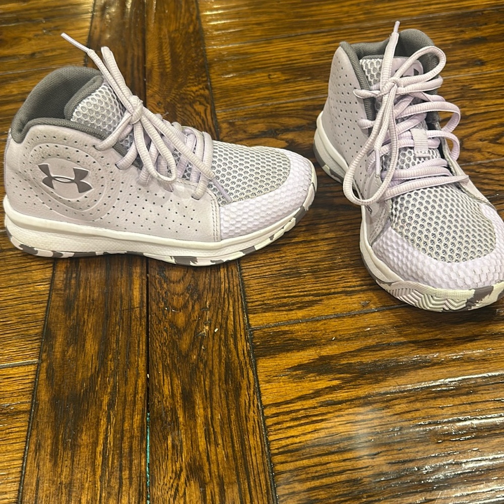 Under Armour Unisex-Child Pre School Jet 2019 Basketball Shoe, youth 1.5 size